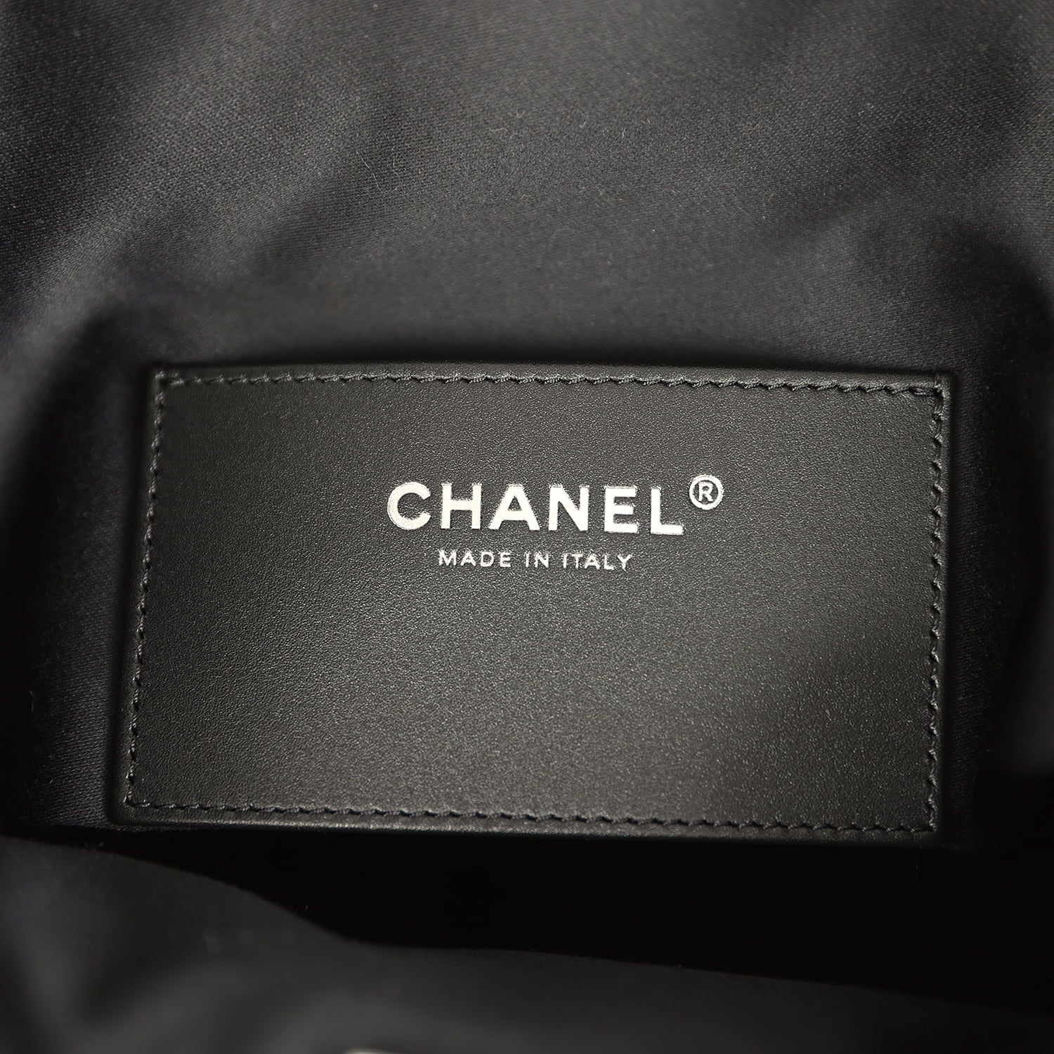 Chanel Medium 25 Hobo Bag Black Shiny Crumpled Calfskin Mixed Silver Hardware